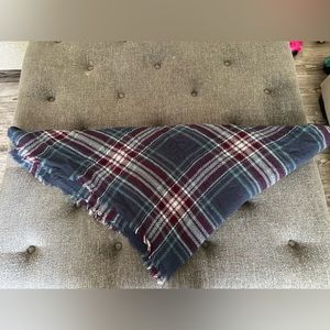 Francesca’s blanket scarf